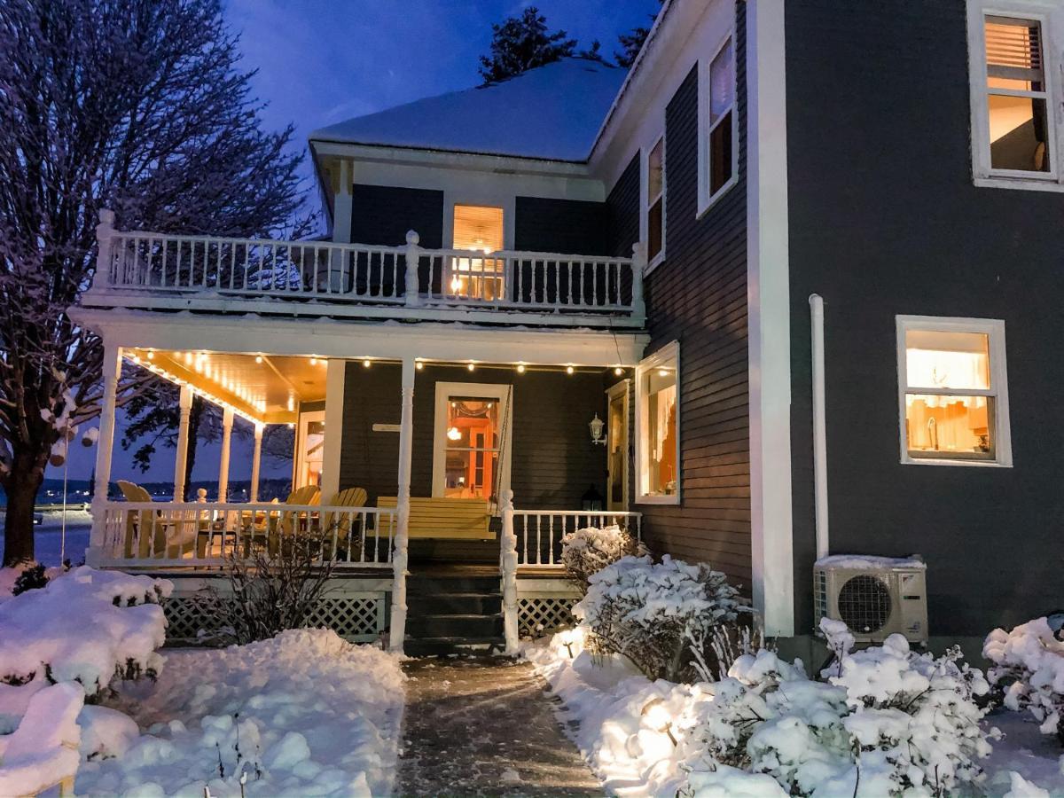 Toba'S Bed & Breakfast Lunenburg Buitenkant foto