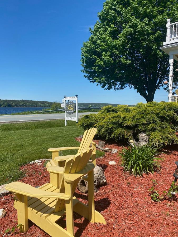 Toba'S Bed & Breakfast Lunenburg Buitenkant foto
